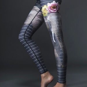 Teeki Love the Elephant Hot Pant